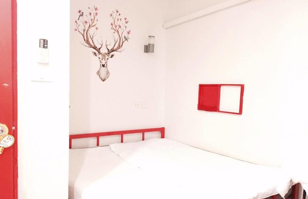 Jellybean Ezy Hostel Sathorn Banguecoque Exterior foto